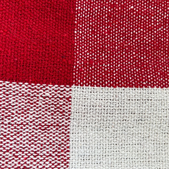 Design Imports Tablecloth Rectangle Plaid Red & White Check Cabin Country - Picture 2 of 5